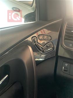 هیوندای ازێرا